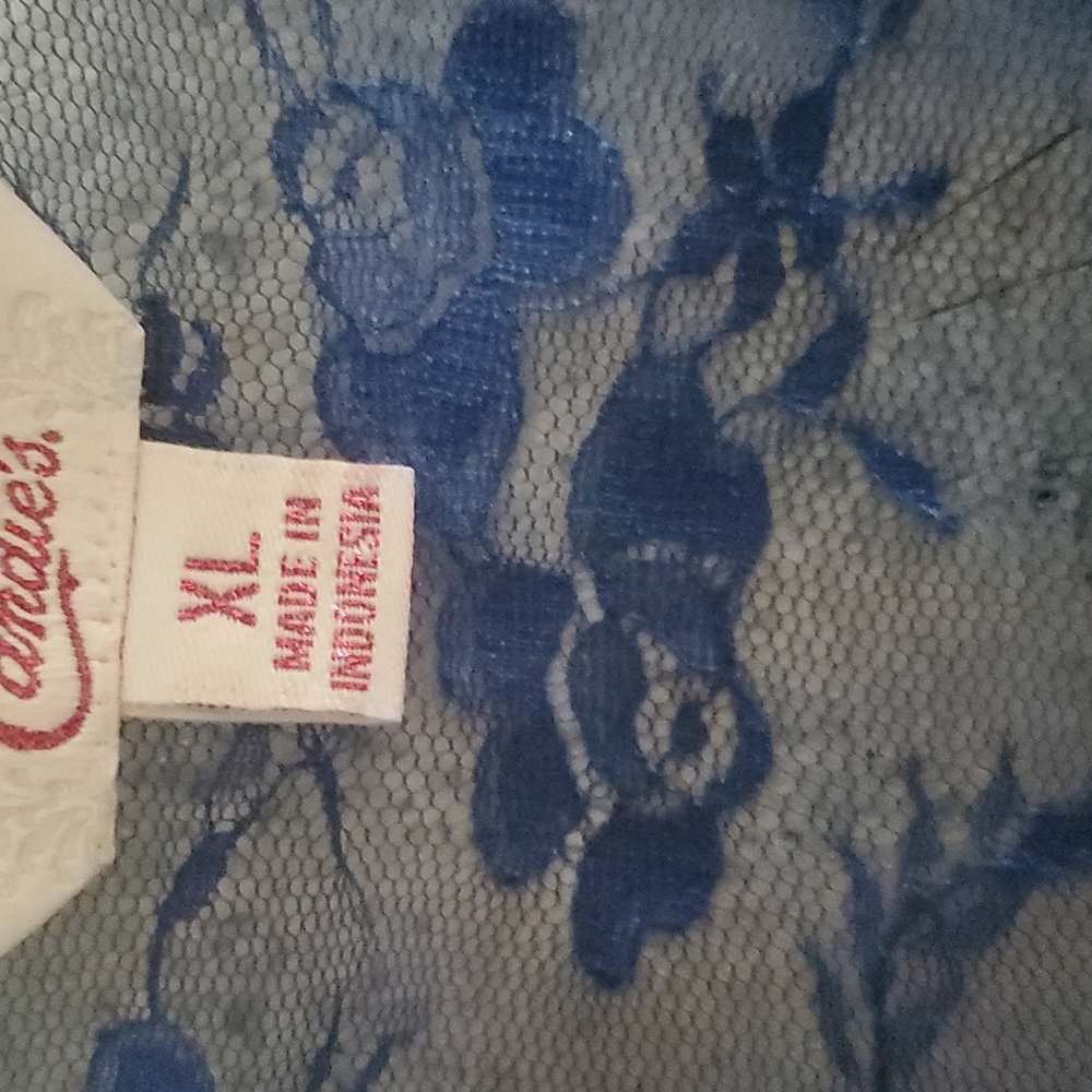 Shirt - Picture 3 of 5
